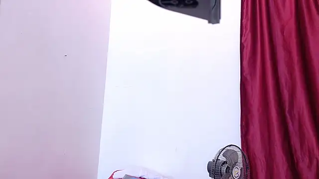 amabel_zambrano's cam snapshot