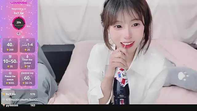 yuanbao_a's cam snapshot