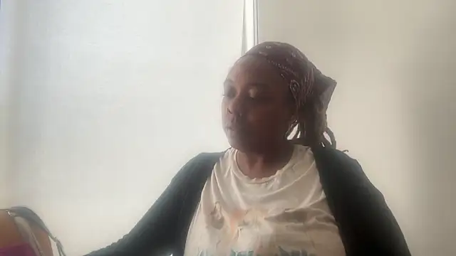 ChocolateCakeQueen's cam snapshot