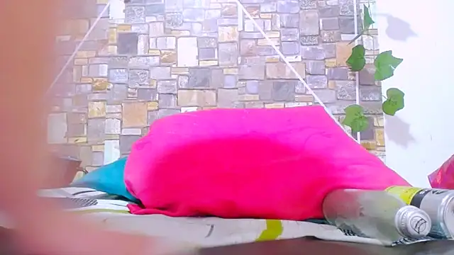 MaidenGame live sex cam