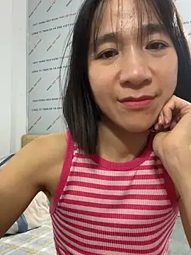 Elly-y live sex cam