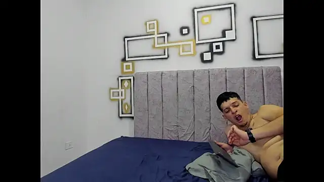 FerneyManti live sex cam