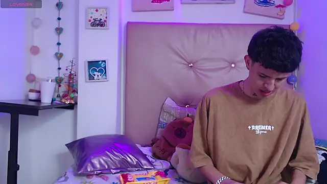 iam_lukas__ live sex cam