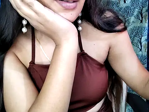 Aarvi_Arora's cam snapshot