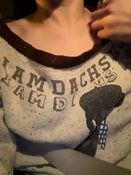 Meii-meyy live sex cam