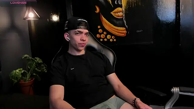 Eryonbradley live sex cam