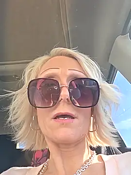 BeautifulXouple's cam snapshot