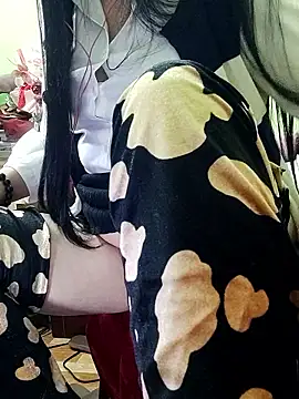 Hangem111's cam snapshot