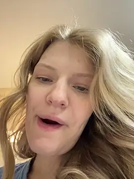 MaryHiggins's cam snapshot