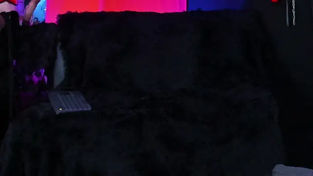 KatrinaStone's cam snapshot