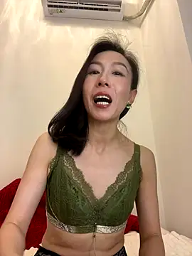 tina-ll live sex cam