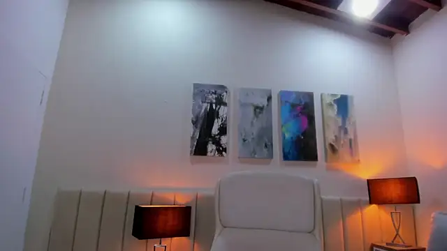 DaniRousse live sex cam