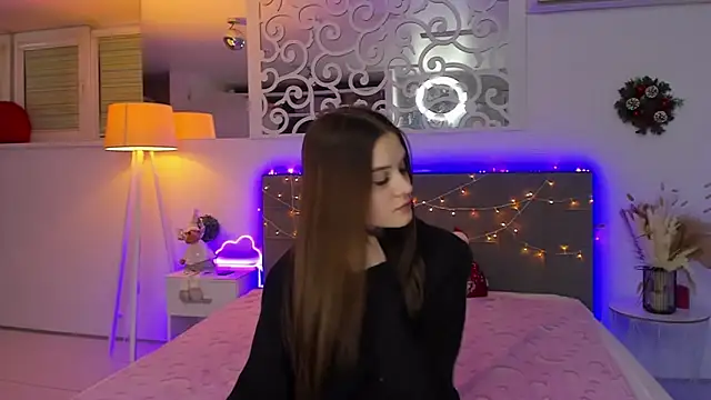 LuisaClover's cam snapshot