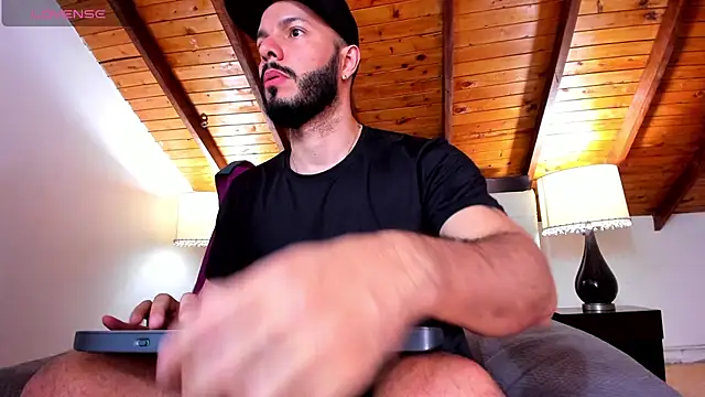 Tom_Bailey live sex cam