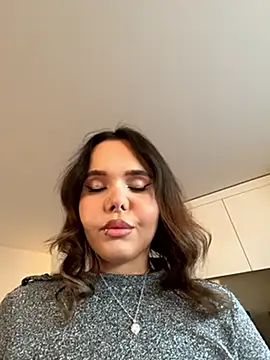 TheCinderella's cam snapshot