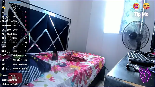 jenny_cherryy's cam snapshot