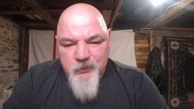 Newfiesausage1972 live sex cam