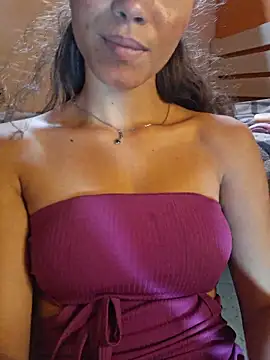 PocaHontas2026 live sex cam