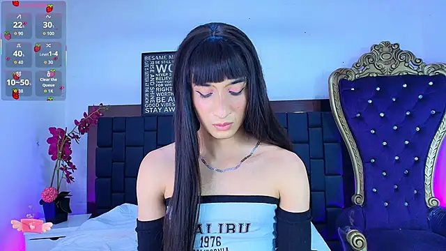 AlexiaHearts live sex cam