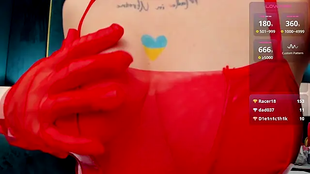 SarahLust live sex cam