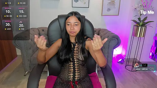 nisha_rouse's cam snapshot