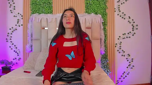 Emma_Nm's cam snapshot