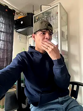 MaxStar26's cam snapshot