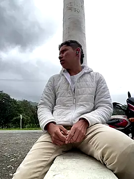 elfernh live sex cam