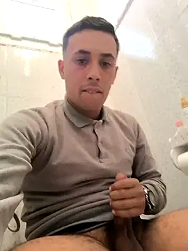 Naymik911 live sex cam