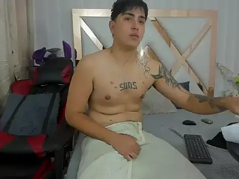 ThomasThund live sex cam