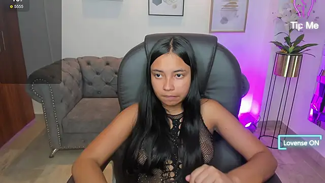 nisha_rouse's cam snapshot