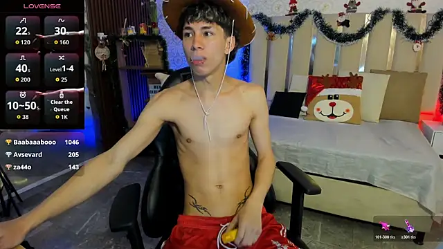 kaelwolf_tay live sex cam