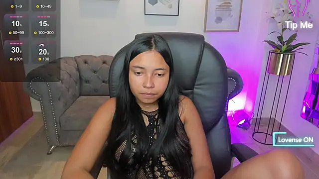 nisha_rouse's cam snapshot