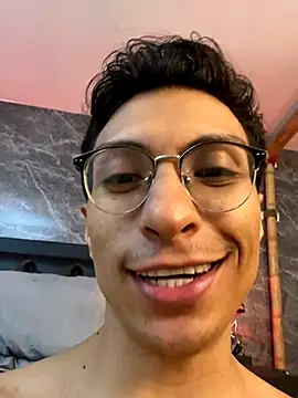 ApoloCruz live sex cam