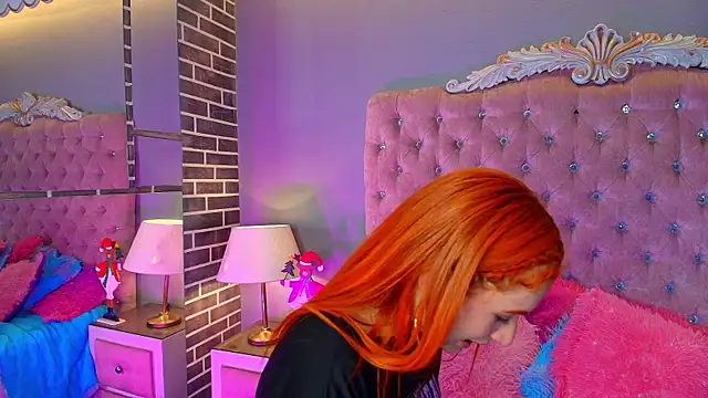 AdelaineBest live sex cam