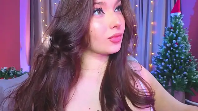 Lucy_louras's cam snapshot