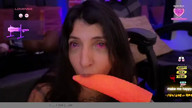 ghostwomaan's cam snapshot