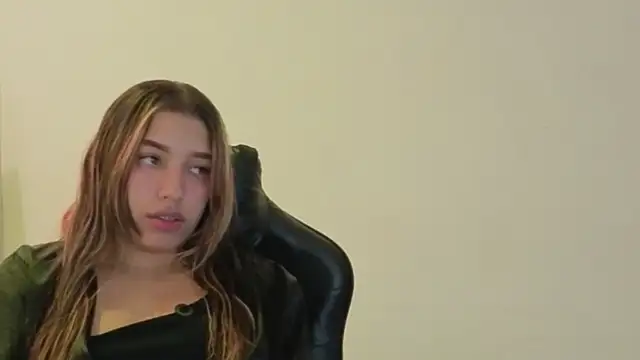 nami_sweet_'s cam snapshot