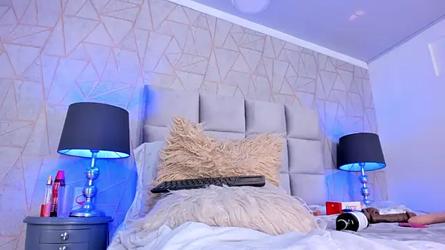 Yara_Bliss_ live sex cam