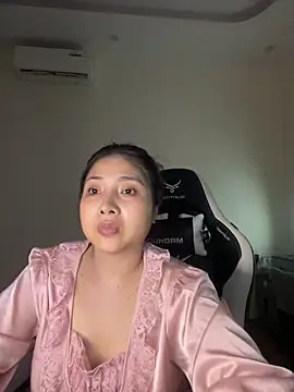 __MeiMei__ live sex cam