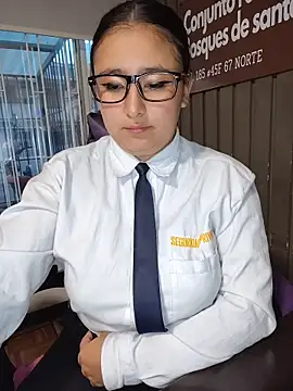 Cute_Penelope live sex cam