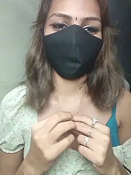 Isha_Sax live sex cam