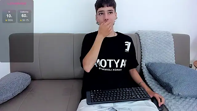 oblivion_deku's cam snapshot