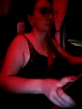 Milfa_nimfomana live sex cam