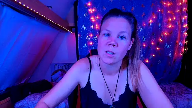 CallMeMaria's cam snapshot