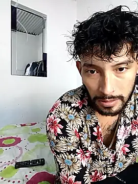 Kingbigcock23cm live sex cam