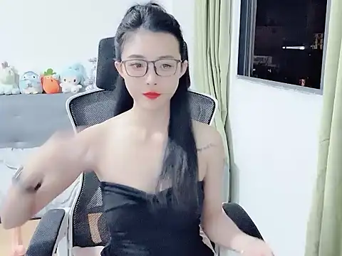 ShynBarbie94 live sex cam