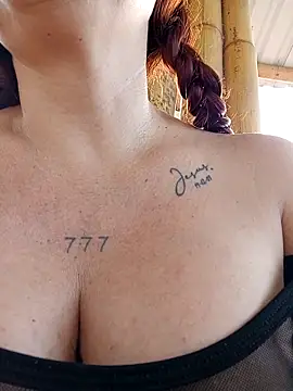 Queen_lorena live sex cam