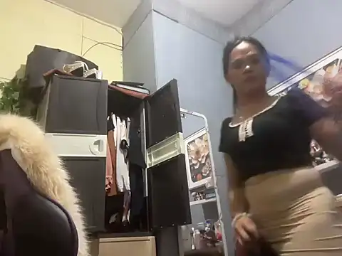 SophiaCourthaway live sex cam