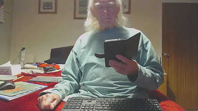 WaverlyKernow live sex cam